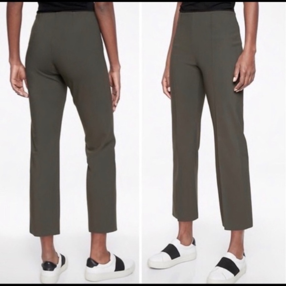 Athleta Mercurial Cropped Flare Pant SZ S Tall